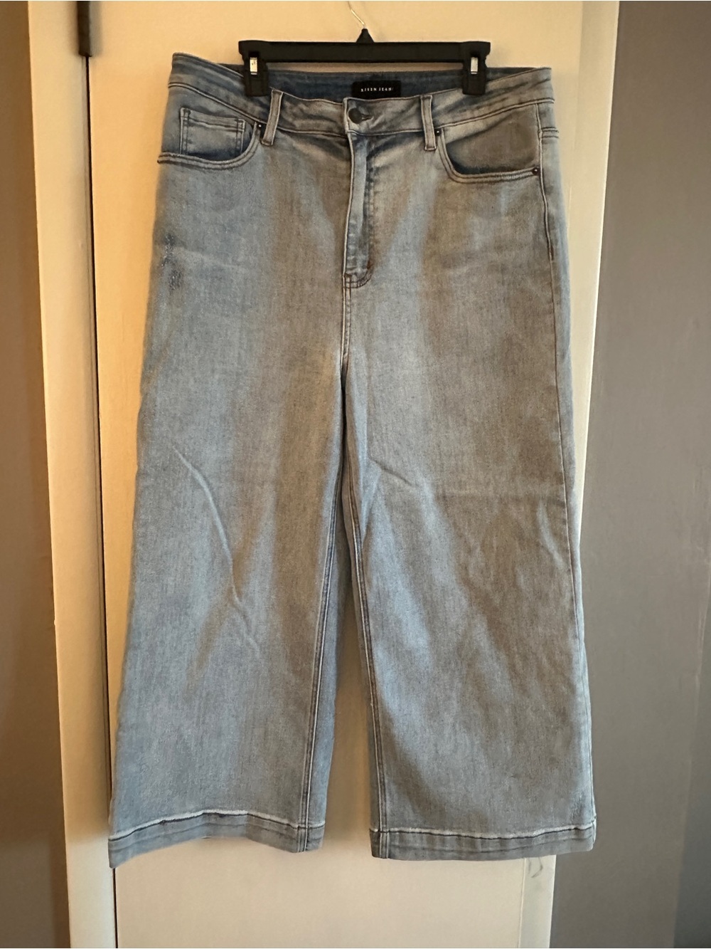 Risen Light Wash Wide Leg Jeans - Classic High-Rise Style